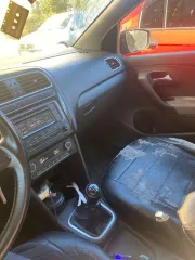Volkswagen Polo 2014. Автомобиль Марка - Volkswagen; Модель – Polo; Год изготовления – 2014; VIN - XW8ZZZ61ZEG069109. Тех. описание: Автомобиль находится в рабочем состоянии, имеет кузовные повреждения левой стороны и заметный износ водительского сиденья. Признаков серьезного ДТП по представленным…