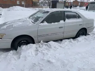 Toyota Corona Premio 2000 года, кузов ST2100051459, пробег 450000 км, автоматическая коробка передач, состояние не на ходу.