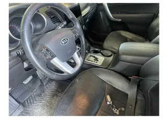 Kia Sorento, 2012. Автомобиль марки KIA XM, модели Sorento, год выпуска 2012, идентификационный номер (VIN): XWEKU814DC0000806. Имущество находится в залоге ПАО "Совкомбанк". Ознакомление по предварительной записи по телефону +7-922-750-24-96 или запросу на адрес электронной почты…