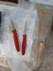 Хозяйственные товары 24 позиции: очки защитные прозрачные 1 шт., кастрюля с крышкой из пищевого силикона 1 шт., электрошоковое устройство 1 шт., ирригатор для полости рта в комплекте с 2-мя насадками 1 шт., люстра потолочная светодиодная 6-рожковая 1 шт., ласты для плавания 1 шт., фен для сушки…