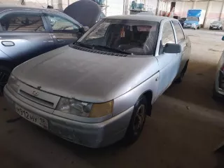 ВАЗ 21102, 2001 год, госномер М912НУ18, VIN: XTA21102010339438, цвет серебристо-голубой, объем 1499 см³, мощность 52.5 кВт (71.4 л.с.), тип: легковой седан. Ключи и документы в наличии. Продается в текущем состоянии, скрытые дефекты не гарантируются.