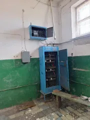 Здание 121,1 кв.м с оборудованием котельной и земельный участок 369 кв.м, Чувашская Республика Зданием площадью 121,1 кв.м. кадастровым номером 21:25:000000:1540, с расположенным на земельном участке из земель населенных пунктов кадастровым номером 21:25:180305:361 площадью 369 кв.м. Зданием…