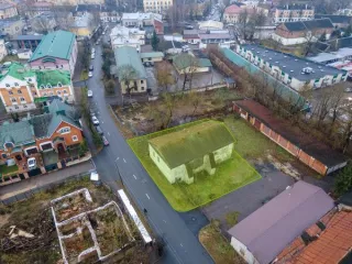 Продажа объекта недвижимости площадью 294,4 кв. метра (кадастровый номер 60:27:0070201:118), являющегося объектом культурного наследия федерального значения, находящимся в неудовлетворительном состоянии, с одновременным предоставлением в аренду земельного участка площадью 696 кв. метров по адресу…