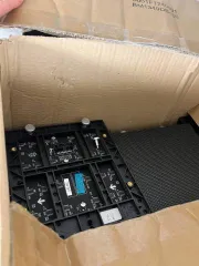 Светодиодный экран HD Led Tech, состояние удовлетворительное. Местонахождение имущества: г. Москва, вн. тер. г. г.о. Троицк, ул. Футбольная, д. 17.