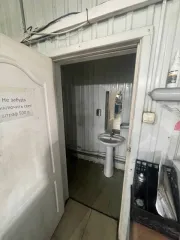 Автосервис и мойка 8777 кв. м Хабаровский край 6/8 долей в недвижимом имуществе: Автосервис, кадастровый номер 27:23:0050507:127 площадь 459,70 кв. м; Автомобильная мойка, кадастровый номер 27:23:0050507:128 площадь 414,30 кв. м; Земельный участок, кадастровый номер 27:23:0050507:138 площадь 3…