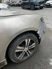 Mazda 3 2005 года выпуска, VIN: JMZBK12Z561360281. Обременен залогом в пользу ПАО "Совкомбанк".