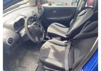 Nissan Note 1.4, механическая коробка передач, 2006 года выпуска, с VIN номером SJNFAAE11U1064263, 88 лс.