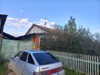 Доли дома 75,2 кв.м, земельного участка 841 кв.м, жилого помещения в Свердловской области 1/4 доля дома и 1/4 доля земельного участка в Свердловской обл. еще 1/4 доля дома и 1/4 доля земельного участка в Свердловской обл. еще 1/4 доля в праве на жилое помещение, площадь: 75,2 кв.м., кадастровый…