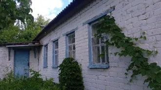 Жилой дом (индивидуальный жилой дом),  КН 48:06:1020106:12, 1964 года постройки, площадью 59,6 кв. м,  расположенный на земельном участке, КН 48:06:1020106:1, площадью 3 815 кв. м,  местоположение: Липецкая область, Долгоруковский округ, с.Большая Боевка, ул.Школьная, д.18 местоположение: Липецкая…