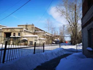 Помещение. Кадастровый номер: 66:61:0213003:3146. Площадь: 587,9 кв.м. Адрес: Свердловская обл., г. Серов, ул. Кузьмина, д. 92, строен. 5. Назначение: нежилое. Этаж: 1. Земельный участок. Кадастровый номер: 66:61:0213003:376. Площадь: 2140 кв.м. Адрес: Свердловская обл., г. Серов, ул. Кузьмина, 92…