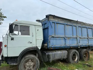 KAMAZ 5320, 1984, грузовой автомобиль, марка: КАМАЗ, модель: 5320, год изготовления: 1984, цвет: серый, VIN: отсутствует; особенности тех. состояния: следы коррозии по кузову.