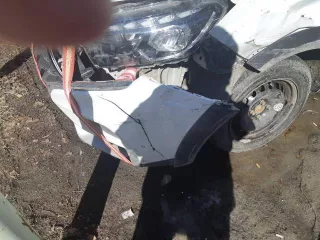 Автомобиль марки LADA модель XRAY 2018 г.в. VIN-номер XTAGAB330K1161497 Требуется ремонт. Машина на ходу, но с ходовой есть проблемы.