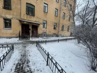 Нежилое помещение 394.3 кв.м, Санкт-Петербург, проспект Бакунина, дом 19-25, литера А, помещение 7Н. Назначение: нежилое, этаж: подвал, кадастровый номер 78:31:0145501:2637. Право собственности подтверждается записью в ЕГРН от 27.12.2022 № 78:31:0145501:2637-78/011/2022-1.