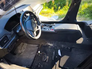 Honda Accord 2017 транспортное средство Honda Accord, идентификационный номер (VIN) 1HGCV1F96JA009468, 2017 г.в., залогодержатель ООО «Драйв Клик Банк». Комплектность и техническое состояние не устанавливалось.