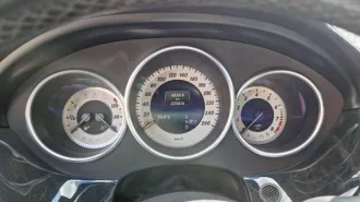 Автомобиль Mercedes-Benz CLS Class 2014 года, цвет белый. Идентификационный номер WDD2183671A133159, номер кузова WDD2183671A133159. Мощность двигателя 333 л.с. (245 кВт). Техническое состояние: авто после ДТП, прибыл на стоянку своим ходом. Двигатель работает шумно, по словам должника требуется…