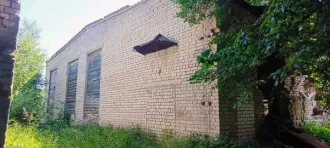 Лесопилка 838 кв. м, земельный участок 3515 кв. м, Ивановская область Лесопилка с земельным участком по адресу: Ивановская область, Южский район, д. Снегирево Лесопилка, назначение нежилое, площадью 838 кв. м, расположенная по адресу: Ивановская область, Южский район, д. Снегирево, с кадастровым…