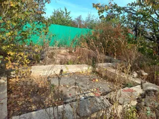 Здание 20 кв.м., земельные участки 638 кв.м., Самарская область, Кинельский район. Здание 20 кв.м. и земельный участок 638 +/- 17.15 кв.м. в Самарской обл. Земельный участок, площадь 638 +/- 17.15 кв.м., адрес (местонахождение): Россия, обл Самарская, р-н Кинельский, массив Новая Алексеевка, СДТ…