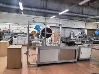 Оборудование для производства масок (Zhenbang ZY-K01), 2020 — станок для производства одноразовых масок ZY-K01, 2020 года, производитель: Dongguan Zhenying Machinery Equipment Co., Ltd., модель ZY-K01, технические характеристики: напряжение 220 V, мощность 3.0 kW, пиковая мощность 5.8 kW, рабочее…