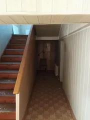 Земельный участок площадью 1258 кв. м, кадастровый номер 12:11:0840105:54, с расположенными на нем объектами недвижимого имущества, местоположение установлено относительно ориентира, расположенного в границах участка. Почтовый адрес ориентира: Республика Марий Эл, р-н. Мари-Турекский, пгт…
