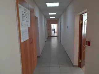 Административное здание, кадастровый номер 07:09:0102036:48, площадь 994,6 кв.м., этажей 4., Адрес: Кабардино-Балкарская республика, г.Нальчик, ул.Щорса, д.6, Имеются запрещения регистрации, а также 
Право аренды земельного участка 07:09:0102036:25 Площадь уточненная 387 кв.м. По адресу…