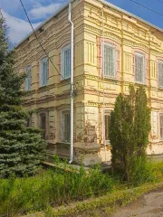 Административное здание 166.1 кв.м, Волгоградская область. Административное здание с земельным участком. Общая площадь здания 166,1 кв. м, этажность: 2, кадастровый номер: 34:26:060601:2610, адрес: Волгоградская обл., Светлоярский район, с. Большие Чапурники, ул. Ильина, д. 26 а. Земельный участок…