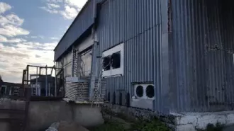 Земельный участок 9200.00 кв.м. Вид разрешенного использования – земли населенных пунктов, под рыбоперерабатывающую базу, кадастровый номер 65:11:0000009:6. Здание 1 эт., 388,5 кв. м. (Производственный цех) кадастровый номер 65:11:0000009:644. Скороморозильный комплекс на базе компрессоров Mycom…