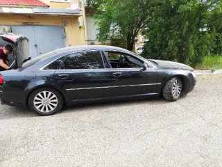 Audi A8L 2008 года, черный цвет кузова. VIN: WAUZZZ4E78N011094. Пробег свыше 750 000 км. Двигатель заменен на контрактный. Требует значительных вложений.