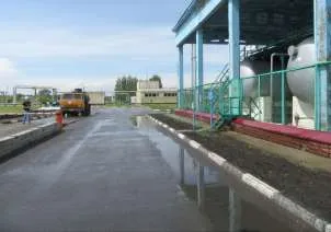 Корпус 33 резервная промежуточная станция, площадь 330,7 кв.м., адрес: г.Омск, мкр. Крутая Горка, Промплощадка №1; кадастровый номер 55:36:220101:438. Земельный участок, площадь 1322 кв.м., местоположение установлено относительно корпуса 33, имеющего почтовый адрес: г.Омск, мкр. Крутая Горка…