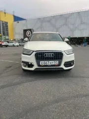 Ауди Q3 2012 года, VIN: WAUZZZ8U1DR062806, госномер: Е667НТ51. Модель двигателя: ССZ, номер: 340851, мощность 125 кВт (170 л.с.), объем 1984 см³. Кузов: WAUZZZ8U1DR062806, цвет белый. Снаряженная масса 1630 кг, полная масса 2130 кг. СТС 9960763628 от 28.02.2024, ПТС 78УТ261246 от 02.02.2013…