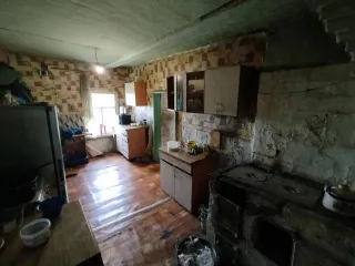 Дом 29,8 кв.м. и земельный участок 2400 кв.м., Кемеровская обл. Земельный участок. Категория земель: Земли населенных пунктов Вид разрешенного использования: Для ведения личного подсобного хозяйства Площадь: 2400 кв.м. Адрес: Кемеровская область, р-н. Промышленновский, д. Прогресс, ул. Центральная…
