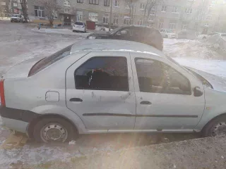 Легковой автомобиль, марка: Рено, модель: Логан SR, год изготовления: 2008, цвет: светло зеленый, VIN: X7LLSRABH8H177668, ПТС: 290Р386226, г/н: М914КО29, разрешенная максимальная масса 1540 кг, масса без нагрузки 1150 кг. Двигатель сломан.