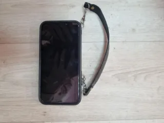 iPhone 11, 12, 12 Pro, 12 Pro Max. 1. Мобильный телефон марки «iPhone». 2. Телефон "Айфон 11". 3. Телефон "Айфон 12". 4. Мобильный телефон марки "Apple iPhone 12 Pro Max". 5. Мобильный телефон марки «Apple» модели «iPhone 12 Pro», в корпусе синего цвета, в защитном чехле черного цвета. Имущество…