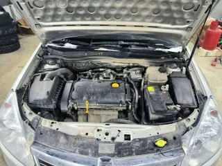 Opel Astra 2012 года, 116 лс, 268033 км. Автомобиль легковой, марка: Opel, модель: Astra (A-H), VIN: XWF0AHL48C0017219, гос. рег. номер: Н107КН196, год изготовления: 2012