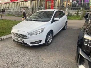 Ford Focus 2019 года, 105 лс, 80000 км, VIN: Z6F5XXEEC5KC62143. ТС не заводится, разряжен аккумулятор. Пробег со слов должника примерно 80 000 км. Актуальный пробег уточнять при осмотре.