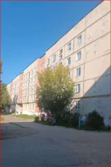 Доля в праве на жилое помещение площадью 33,1 кв.м, 1/3 доля. Республика Коми, г. Печора, ул. Школьная, д. 13, кв. 63. Кадастровый номер: 11:12:1702004:260.