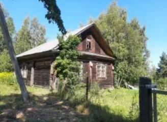 Ярославская область, Пошехонский район, сельское поселение Ермаковское, деревня Климовское, улица Церковная, дом 10. Здание ветеринарного участка, кадастровый номер: 76:12:010101:3404, назначение: нежилое, 1 этаж, площадь: 91 кв.м. Земельный участок, кадастровый номер: 76:12:020334:32, площадь: 980…