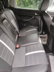 Ford Kuga, VIN WF0RXXGCDRBD27572.