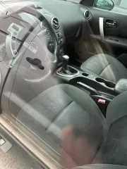 Nissan Qashqai 2011 года выпуска. VIN/номер кузова: SJNFAAJ10U2412572. Регистрационный знак: Е565ТС152. Для осмотра и согласования деталей звоните по телефону 8(996)0197194 в будни с 11:00 до 20:00.