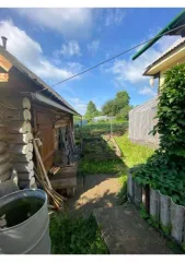 Доля здания 48 кв.м и участка 1199 кв.м, Свердловская обл. 1/8 доля здания, площадью 48 кв.м., назначение: жилое, адрес: Россия, обл. Свердловская, Нижняя Салда, Крупской, дом 24, кадастровый номер: 66:55:0303033:190 и 1/8 доля земельного участка, площадь 1199 кв.м., назначение: Земли населенных…