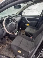 Renault Duster 2012 года, черный, пробег 404562 км, Волгоградская область, Суровикино. VIN X7LHSRH8547874325. Состояние неудовлетворительное, не на ходу, требуется капитальный ремонт двигателя.