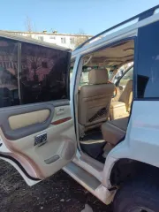 Toyota Land Cruiser, 2004 года, 235 л.с., полный привод, АКПП. Легковой автомобиль, марка: TOYOTA, модель: LAND CRUISER, год изготовления: 2004, цвет: белый, VIN: отсутствует, ПТС: 41РО667208, г/н: Е411ВВ41, тип двигателя: бензиновый, мощность двигателя, л.с. (кВт): 235 (173), рабочий объем…