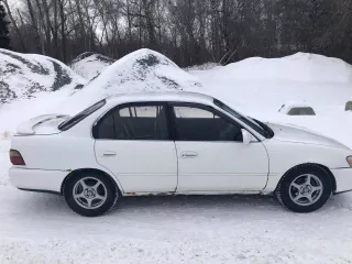 Toyota Corolla, 1994 год, белый цвет. VIN отсутствует, ПТС 25 МЕ 908461, госномер Н297СМ54. Произведен в Японии. Бензиновый двигатель 1.5 л (74 л.с.), объем 1498 куб. см. Максимальная масса 1165 кг, масса без нагрузки 890 кг.  

Технические характеристики: Требуется капитальный ремонт или замена…