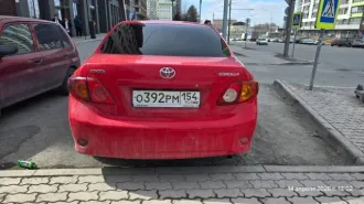Toyota Corolla, 2007 года, 124 лс, 268074 км, АКПП, автомобиль на ходу, общее состояние удовлетворительное, салон тканевый со следами использования, осветительные приборы как внутри так снаружи в рабочем состоянии, имеются вмятины по кузову, автомобиль на литых дисках, пробег равен 268074 км…