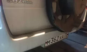 автомобиль марки SUZUKI GRАND VITАRА, 2008 года выпуска, VIN JSАJTD54V00311385, цвет серебристый, КПП автомат  1. Автомобиль требует ремонта. Заклинил двигатель 2. Нет колёс, капота, аккумулятора, крышка бака сломана, нет чехла на запаску 3. Несколько трещин на лобовом стекле. 4. Царапины на…