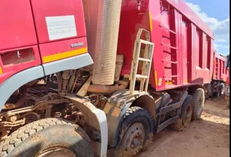 Mercedes Actros, 2015 года выпуска, VIN: Z9M9323155G983955, ГРЗ: К254ВА138. Грузовой самосвал, отсутствуют ключи, работоспособность не проверялась, имеются повреждения. Ознакомление с имуществом производится по адресу: Российская Федерация, Республика Саха (Якутия), Мирнинский район, Ботуобуйинский…