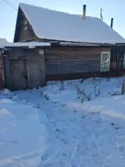 Здание 47.8 м² и два земельных участка, Хабаровский край, г. Николаевск-на-Амуре Здание с кадастровым номером 27:20:0010150:307 площадь 47.8 по адресу Российская Федерация, Хабаровский край, м.р-н Николаевский, г.п. город Николаевск-на-Амуре, г. Николаевск-на-Амуре, ул. Сибирская, д. 180 и два…