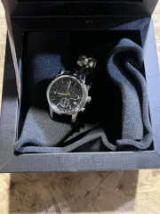 Tissot PRC 200 наручные часы с 4-мя черными циферблатами, с маркировкой: «Tissot 1853; PRC 200; 200m/660ft; swiss made; sapphire crystal; T 461; CKM-BG64136; STAINLESS STEEL» и металлическим браслетом, со следами эксплуатации. Часы упакованы в индивидуальную картонную упаковку черного цвета, с…
