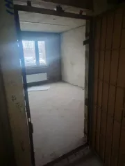 Нежилое помещение, назначение: нежилое, общая пл. 127,6 кв.м., кад.№ 77:05:0006004:24479, этаж 1. Адрес: г. Москва, вн.тер.г. муниципальный округ Чертаново Северное, шоссе Варшавское, дом 120, корпус 1, помещение 2/1.