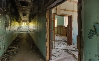 Продажа объектов недвижимости общей площадью 1719 кв. метров, сооружение протяженностью 49 метров с земельным участком площадью 3189 кв. метров (кадастровый номер 31:06:0139002:34), расположенные по адресу: Белгородская область, г. Старый Оскол, ул. Комсомольская, 46. Общая площадь: 1719. Материалы…