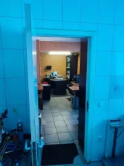 Нежилое помещение, площадь 150,3 кв.м., адрес: Россия, Челябинская область, город Челябинск, улица Василевского, дом 70, помещение 5, кадастровый номер: 74:36:0308026:79